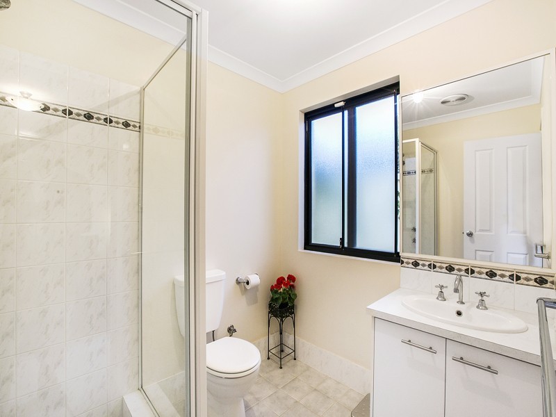 2a Aberle Street, Hamilton Hill WA 6163