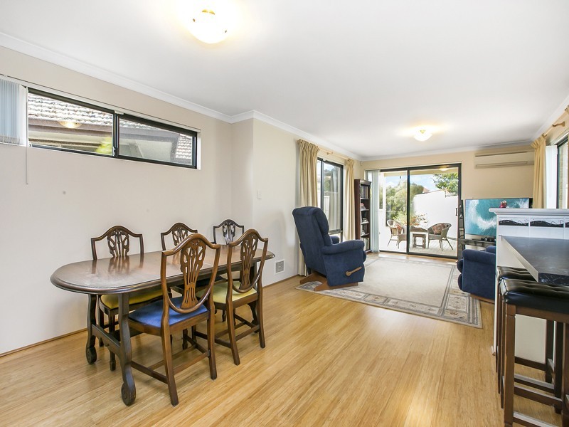 2a Aberle Street, Hamilton Hill WA 6163