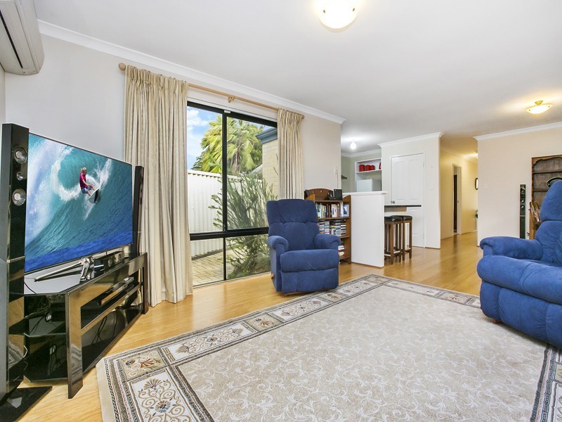 2a Aberle Street, Hamilton Hill WA 6163