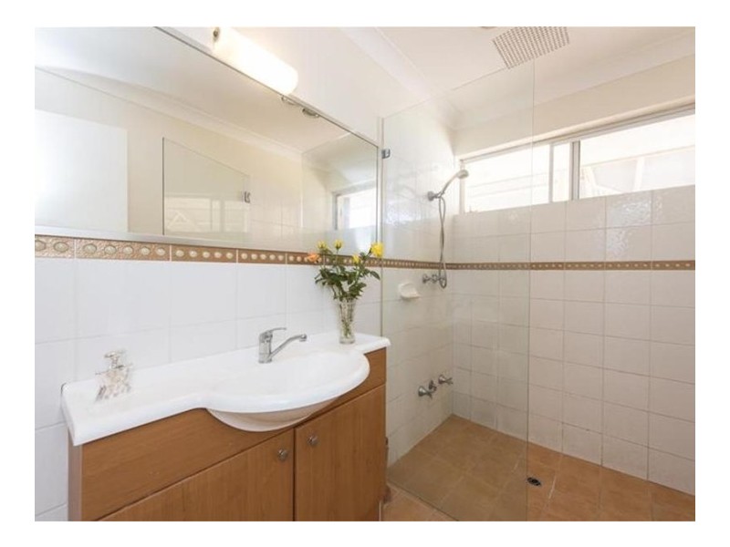 11 Hogarth Way, Bateman WA 6150