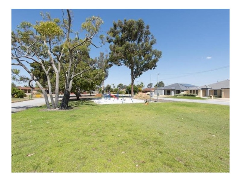 11 Hogarth Way, Bateman WA 6150