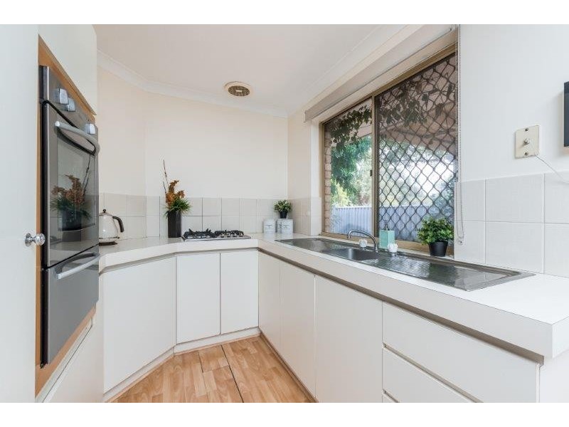 4/28 Collinson Way, Leeming WA 6149