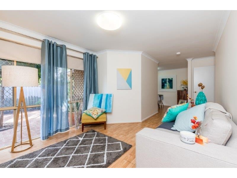 4/28 Collinson Way, Leeming WA 6149