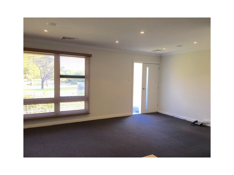 6 Thorman Place, Booragoon WA 6154