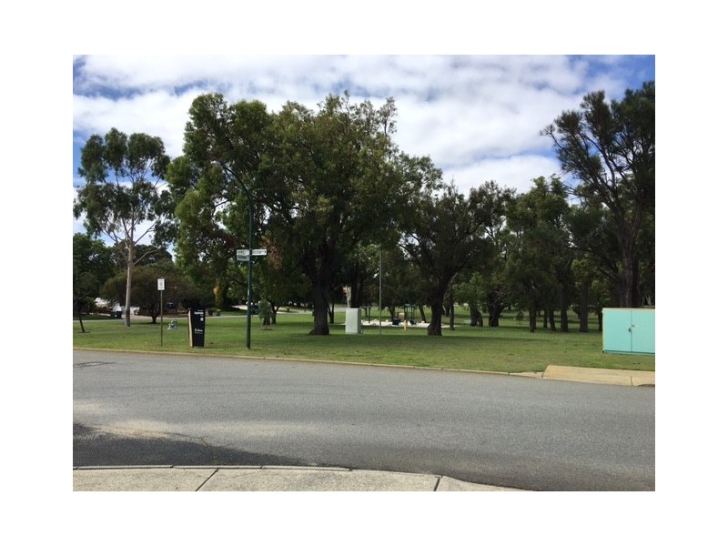 6 Thorman Place, Booragoon WA 6154