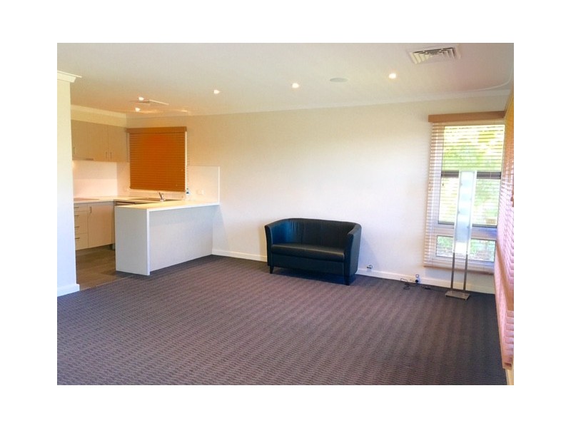 6 Thorman Place, Booragoon WA 6154