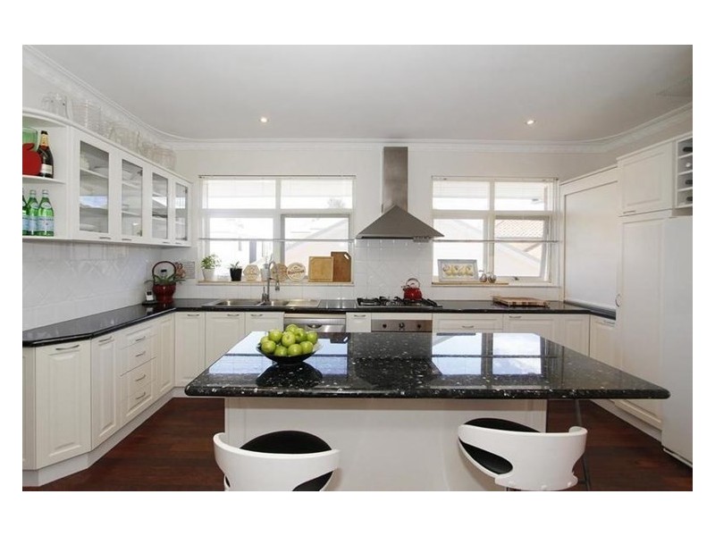 28 Blaven Way, Ardross WA 6153