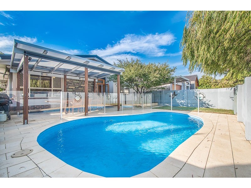 65 Beach Street, Bicton WA 6157