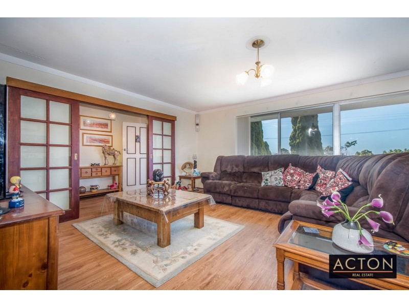 27 Bellairs Road, Kardinya WA 6163