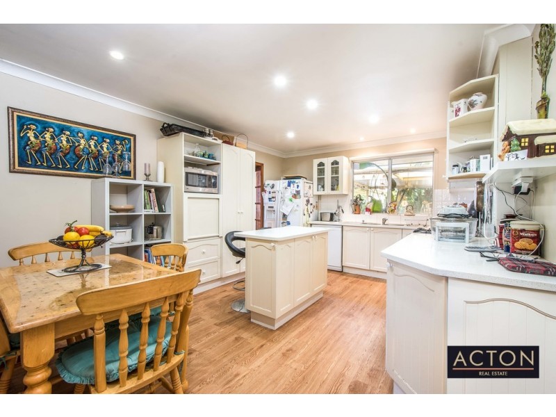 27 Bellairs Road, Kardinya WA 6163