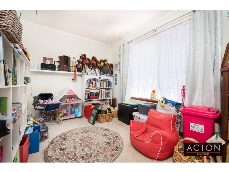 27 Bellairs Road, Kardinya WA 6163