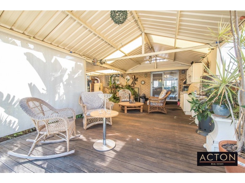 27 Bellairs Road, Kardinya WA 6163