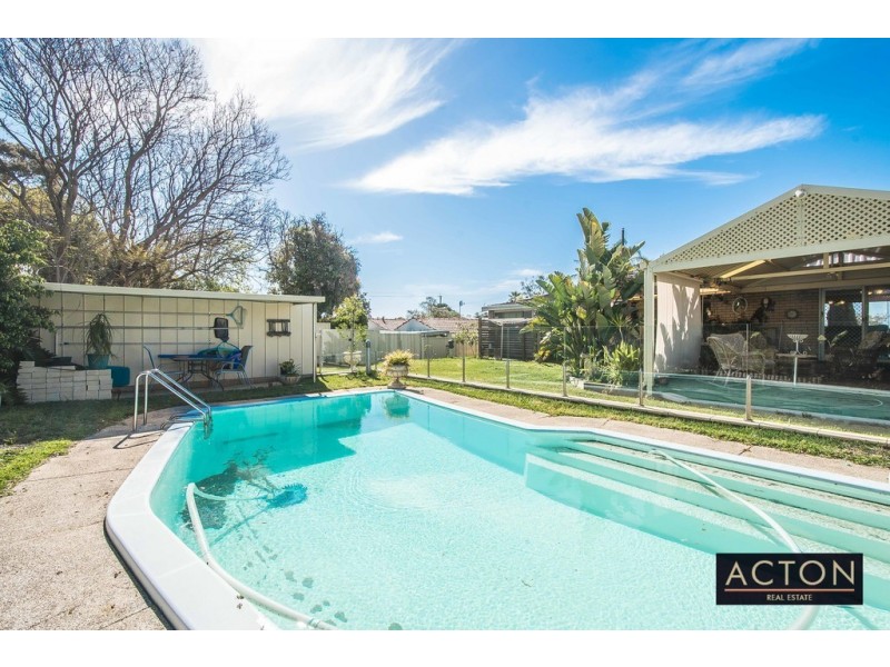 27 Bellairs Road, Kardinya WA 6163