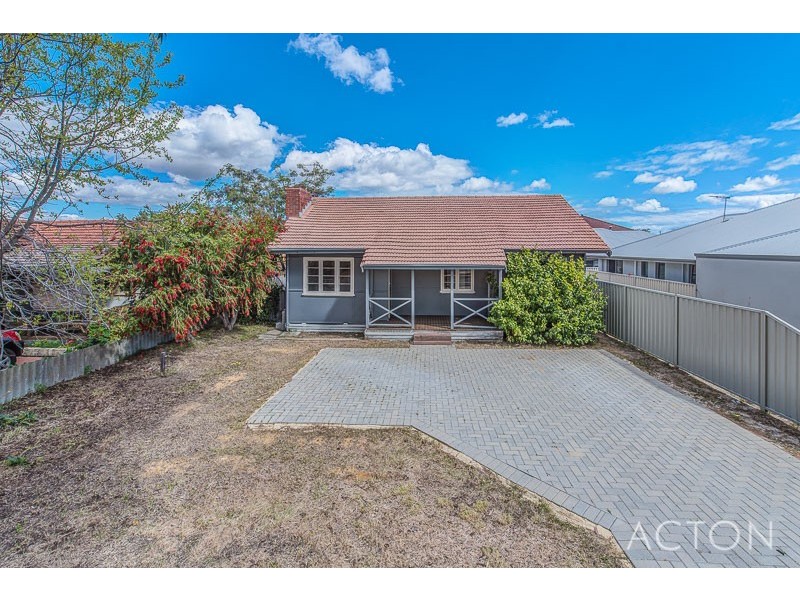 37 Adamson Road, Brentwood WA 6153