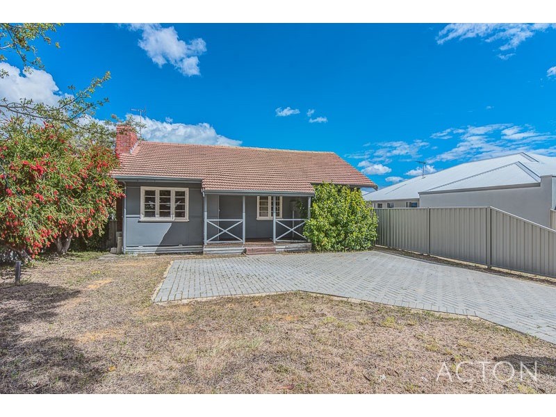37 Adamson Road, Brentwood WA 6153