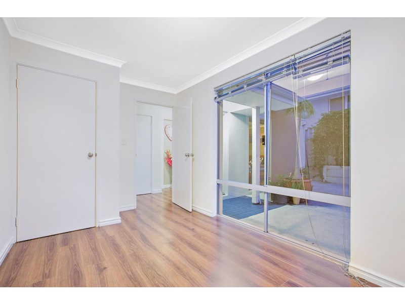 14A Erpingham Road, Hamilton Hill WA 6163