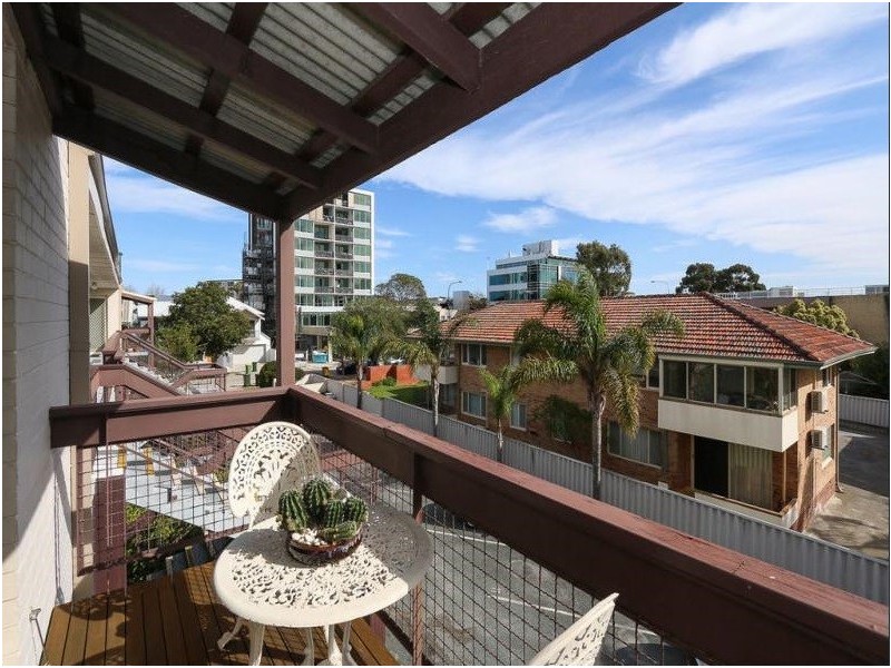 12/22 Ogilvie Road, Mount Pleasant WA 6153