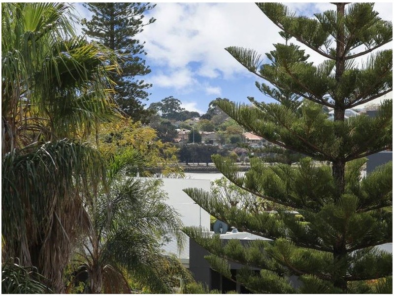 12/22 Ogilvie Road, Mount Pleasant WA 6153