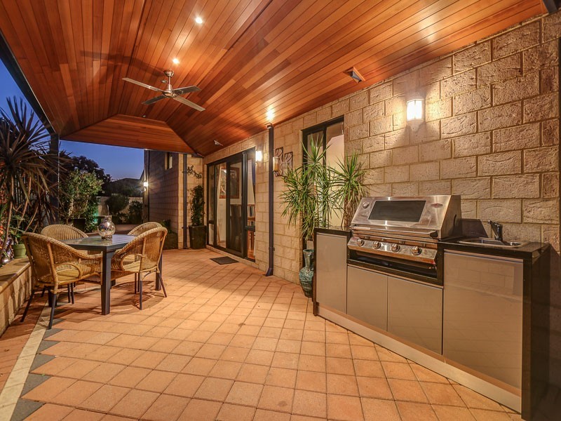 84 Glenelg Street, Mount Pleasant WA 6153