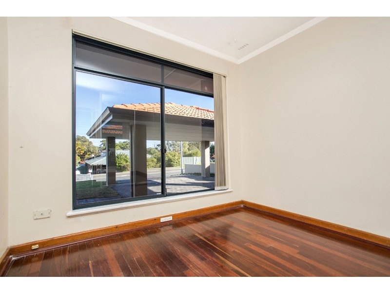 60 Doolette Street, Spearwood WA 6163