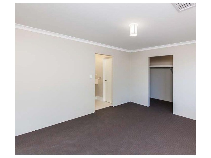 8 Brand Street, Cloverdale WA 6105