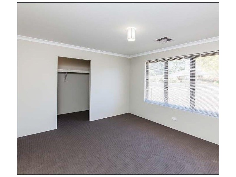 8 Brand Street, Cloverdale WA 6105