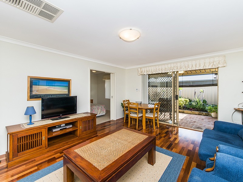 21/11 Petterson Ave, Samson WA 6163