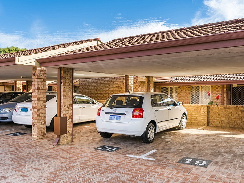 21/11 Petterson Ave, Samson WA 6163