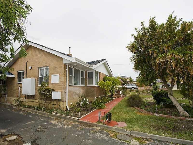 371 Marmion Street, Melville WA 6156