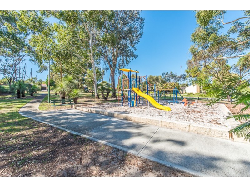 10 Shiel Way, Hamersley WA 6022