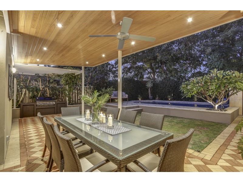 7 Purdie Ave, Ardross WA 6153