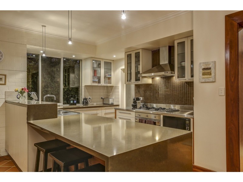 7 Purdie Ave, Ardross WA 6153