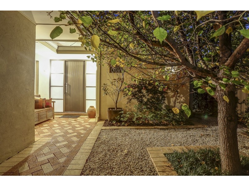 7 Purdie Ave, Ardross WA 6153