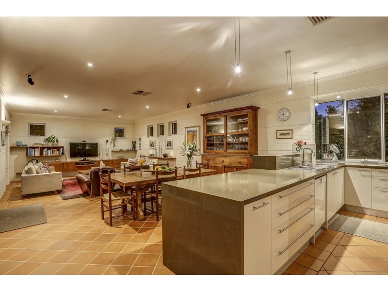 7 Purdie Ave, Ardross WA 6153