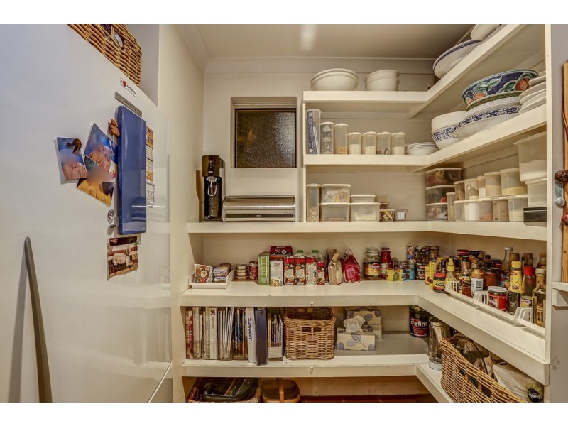 7 Purdie Ave, Ardross WA 6153