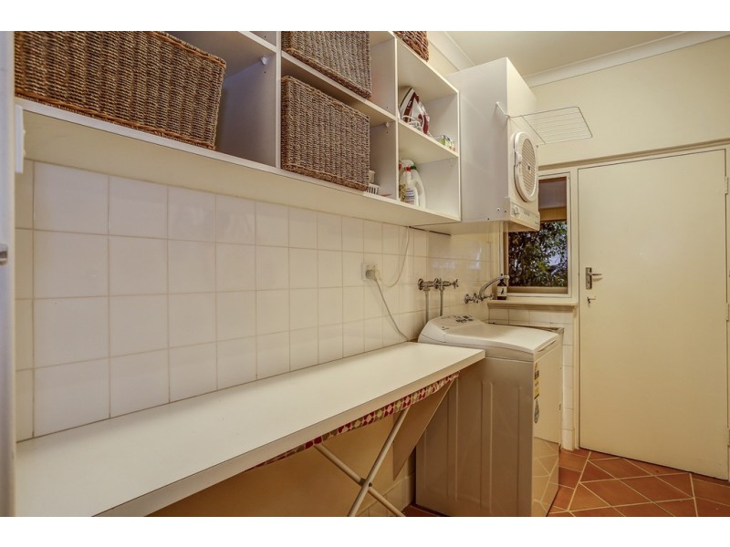 7 Purdie Ave, Ardross WA 6153