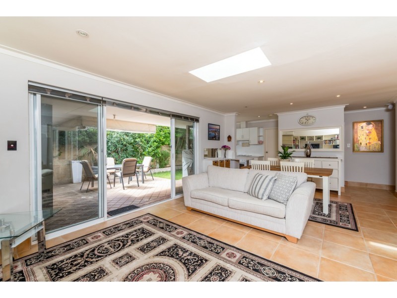 4/78 Murray Road, Bicton WA 6157