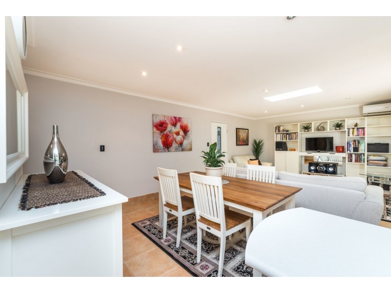 4/78 Murray Road, Bicton WA 6157