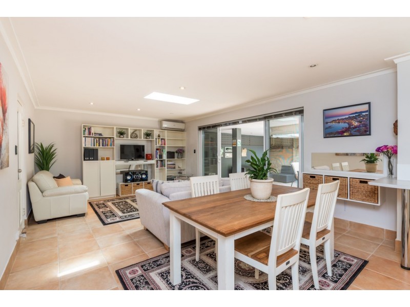4/78 Murray Road, Bicton WA 6157