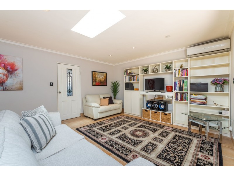 4/78 Murray Road, Bicton WA 6157