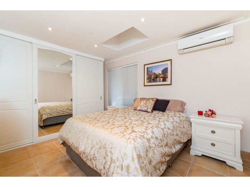 4/78 Murray Road, Bicton WA 6157