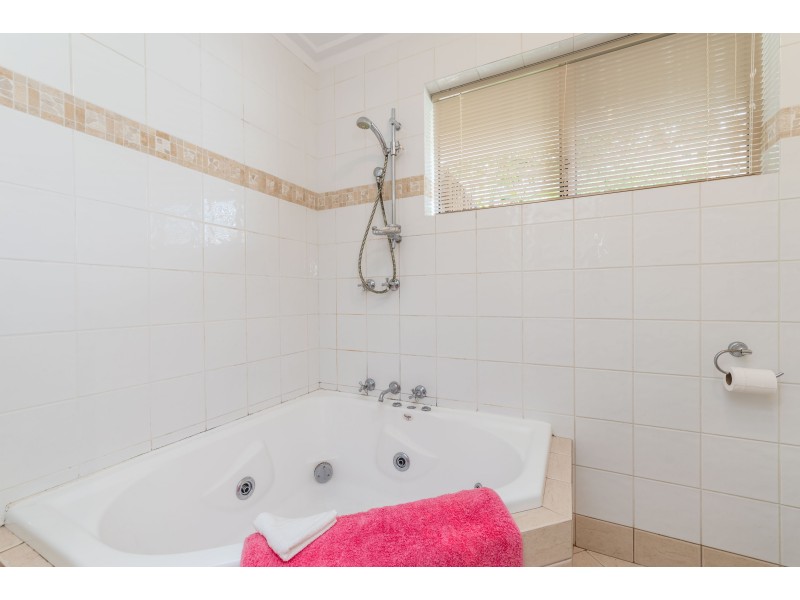 4/78 Murray Road, Bicton WA 6157