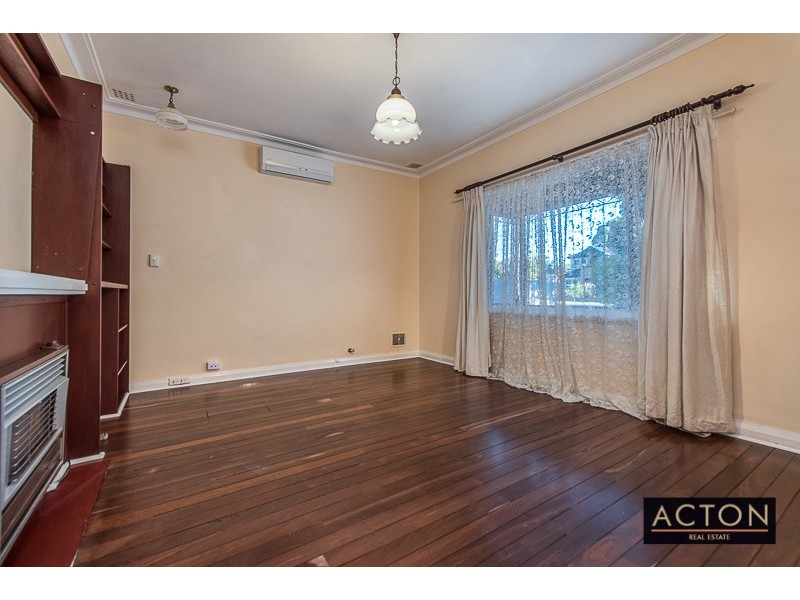 12 Fletcher Street, Applecross WA 6153