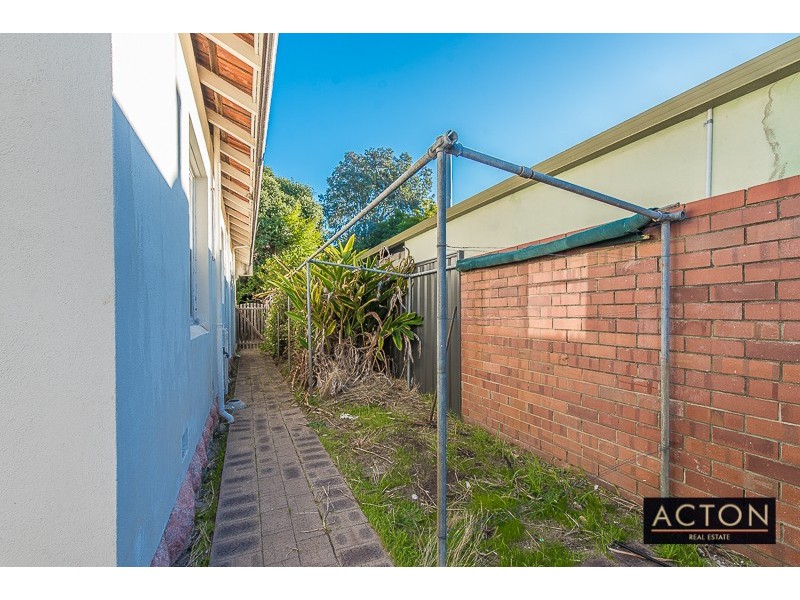 12 Fletcher Street, Applecross WA 6153