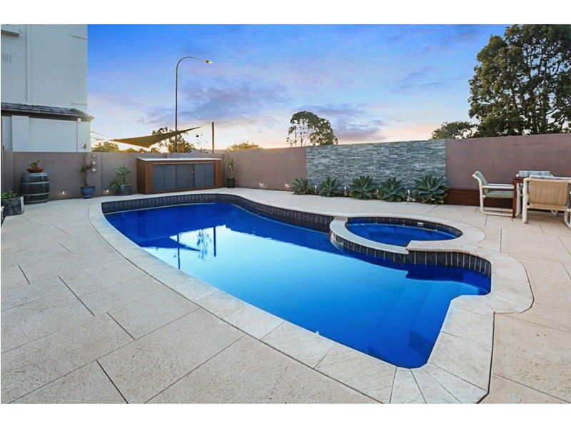 31a McCoy Street, Melville WA 6156