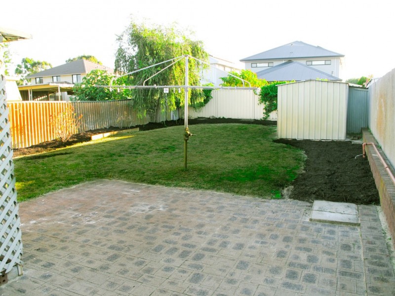 11a Hogarth Way, Bateman WA 6150