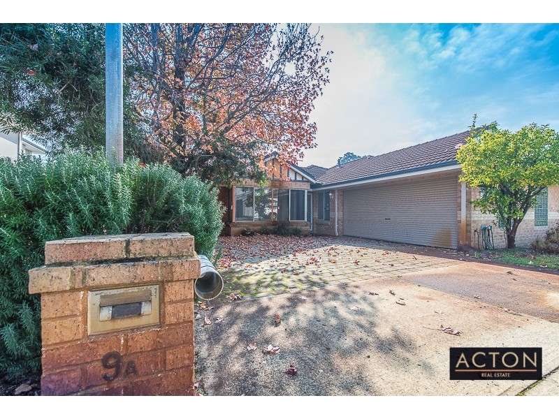 9a Davy Street, Alfred Cove WA 6154
