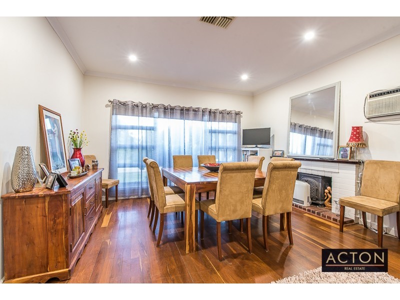 10 Moorhouse Street, Willagee WA 6156