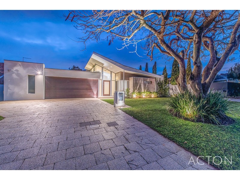 63 Beach Street, Bicton WA 6157