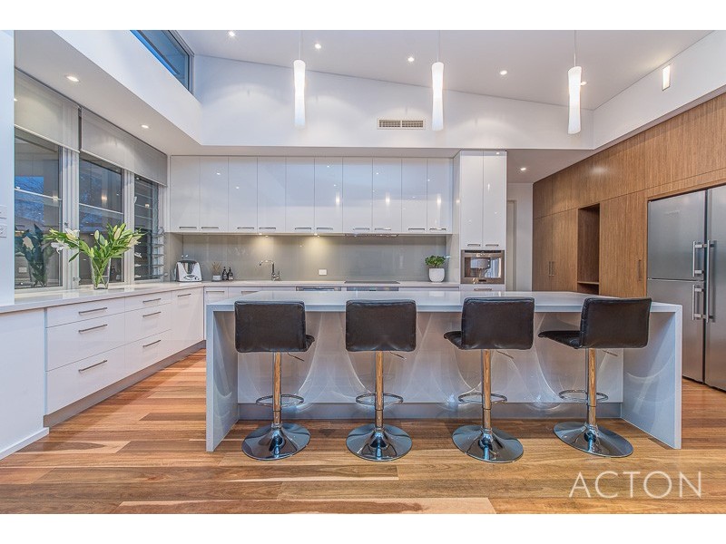 63 Beach Street, Bicton WA 6157